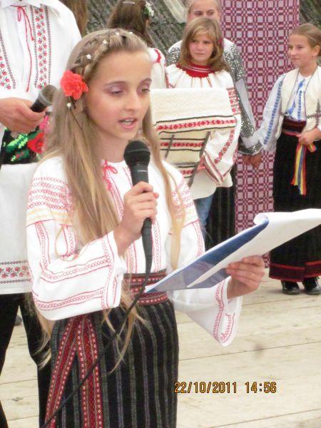 Ansamblul ,,Doina Costestilor"