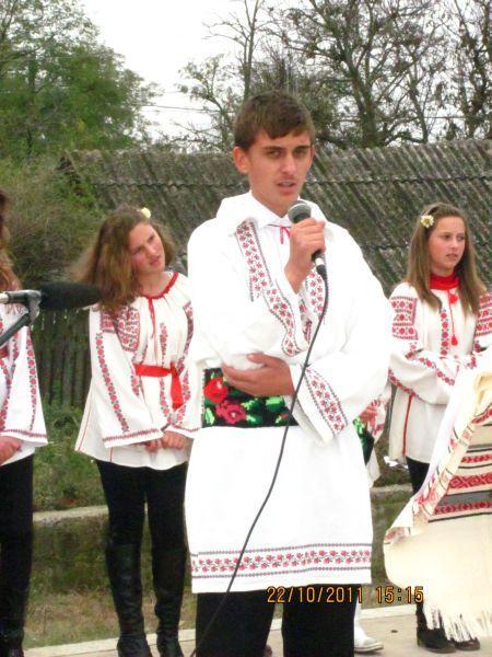 Ansamblul ,,Doina Costestilor"