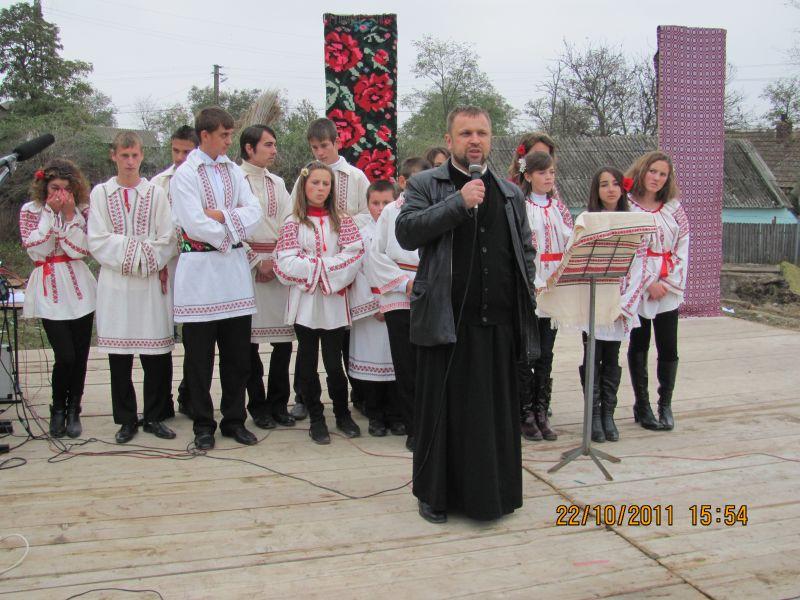 Ansamblul ,,Doina Costestilor"