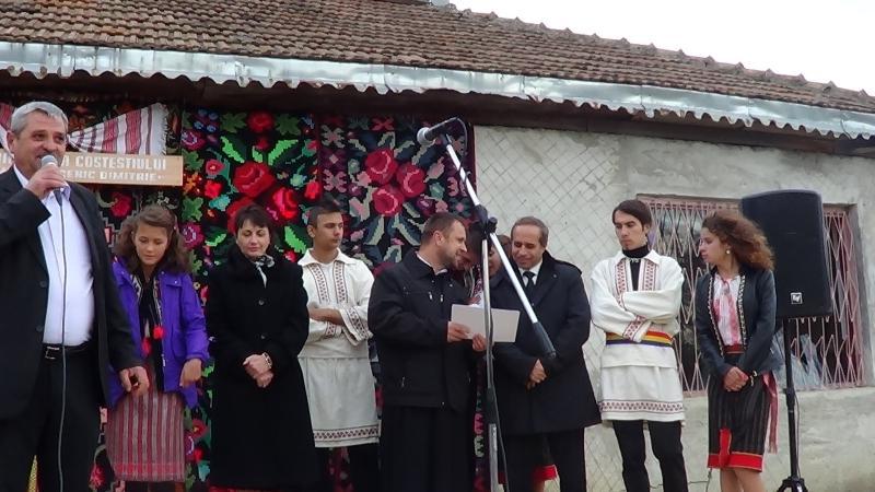 Sf.Mucenic Dimitrie Ocrotitorul satului Costesti - 26.octrombrie.2012
