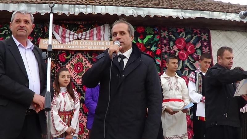 Sf.Mucenic Dimitrie Ocrotitorul satului Costesti - 26.octrombrie.2012