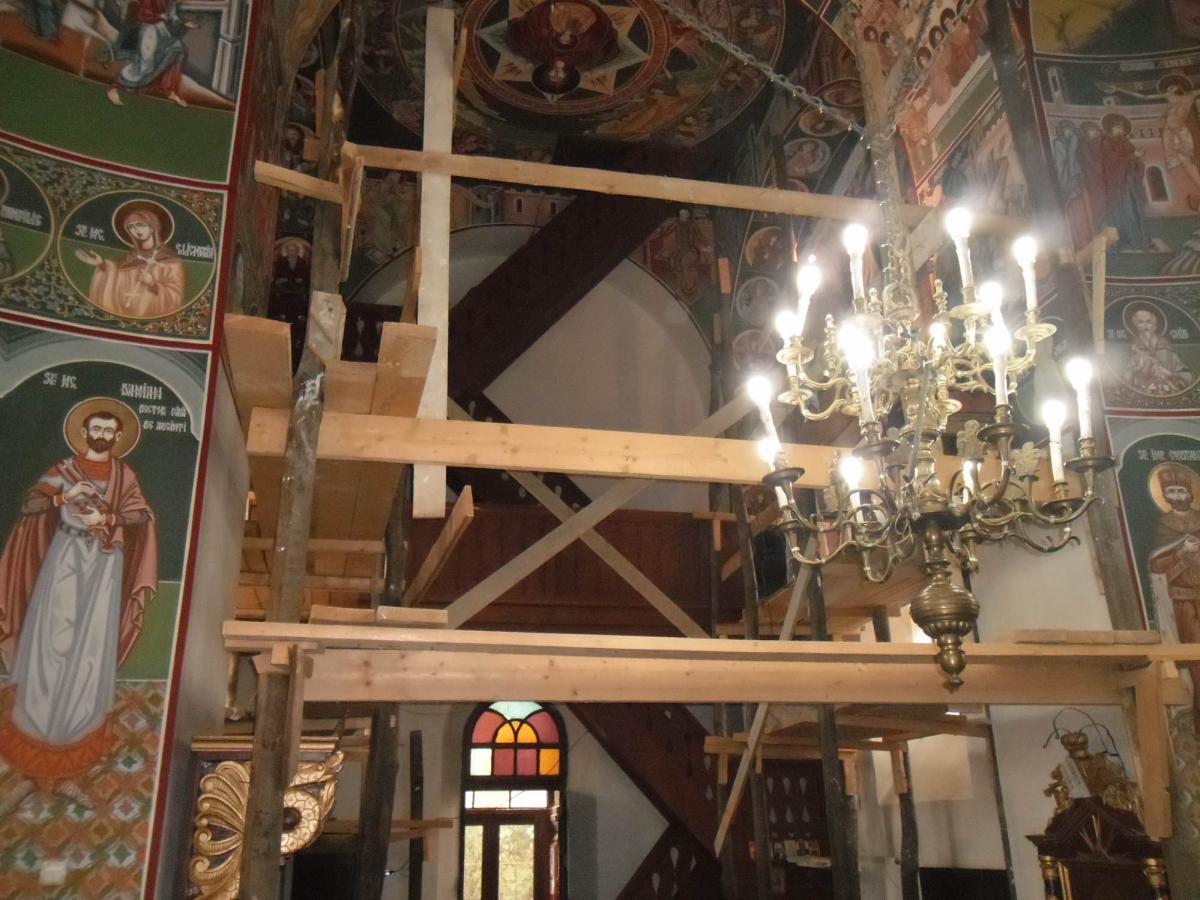 Lucrarea de pictura a Bisericii Sf.Dumitru Costești